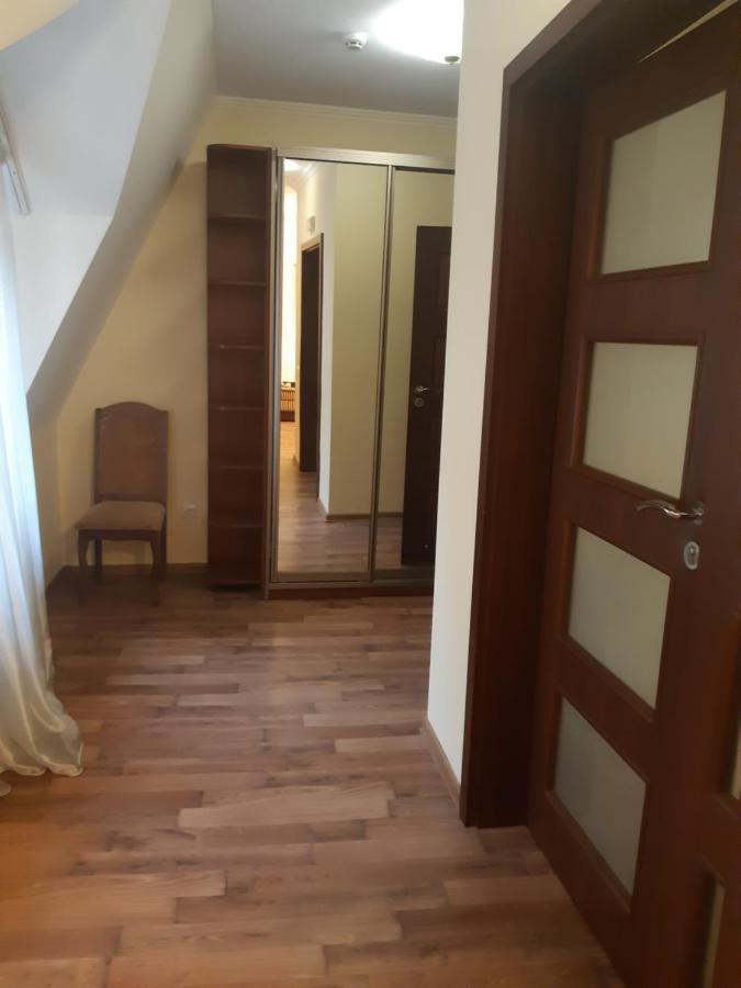 Затишна Оселя В Центрі Львова Leópolis Exterior foto